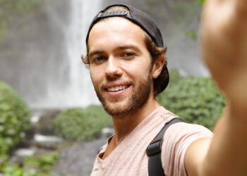 Mastercard selfie payments