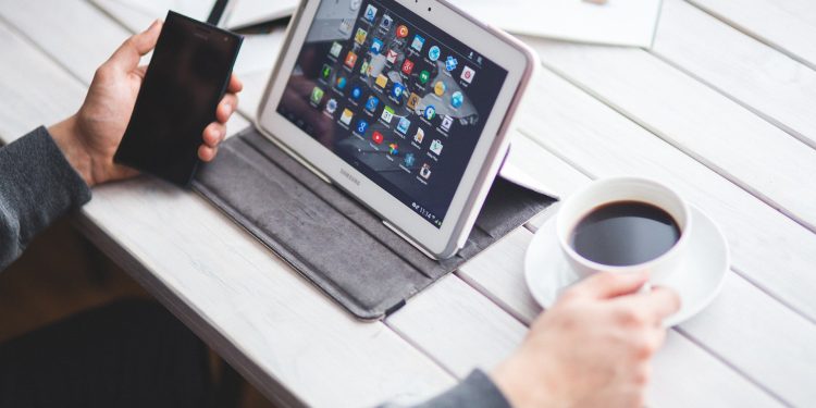 3 Notable Differences between Male/Female Attitudes and Household Technology: