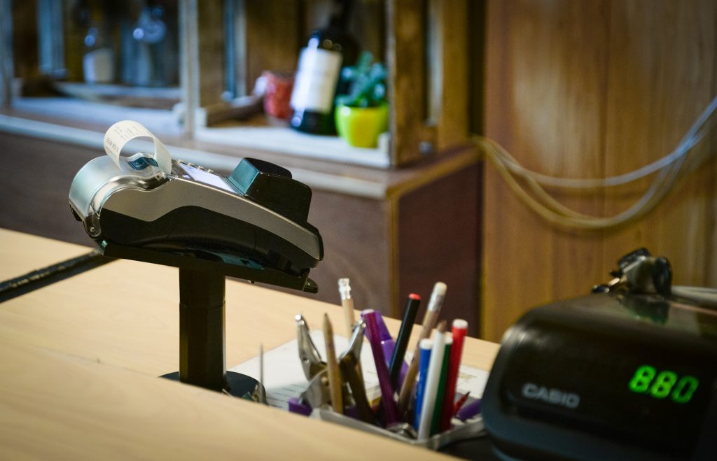 Does the Answer to POS Consumer Financing Lie in Bank-Fintech Collaboration?