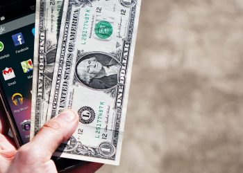 Processing Payments on the Web: 7 Things Students Should Consider