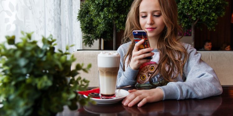What You Need To Know About Smartphones’ Impact on Digital Commerce
