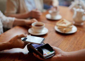 Apple Pay, Apple Pay contactless payment