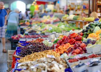 Online Grocery Order Shoppers Play Beat The Clock, Loblaw grocery pickup Metrolinx