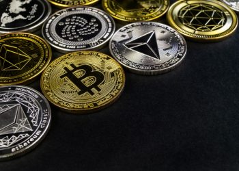 PayPal Likes To Hold Your Assets: Allows You to Purchase up to $100,000 of Cryptocurrency per Weekq