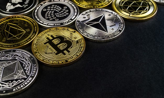 PayPal Likes To Hold Your Assets: Allows You to Purchase up to $100,000 of Cryptocurrency per Weekq
