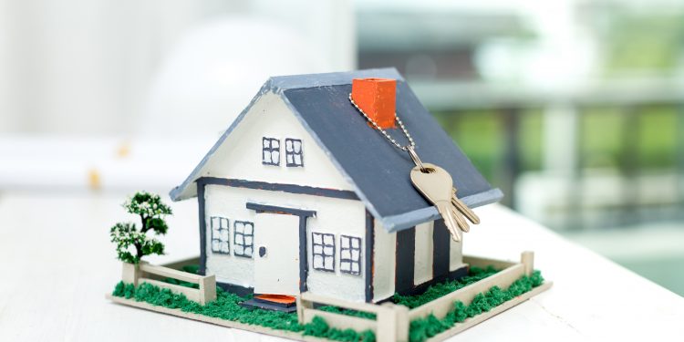 eScreenLogic CREtelligent™, improve credit score