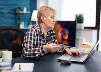 Credit Card Play, credit card late fees, Late Payments UK SMEs