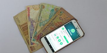 Some WhatsApp Users Can Send and Receive Funds Using Novi