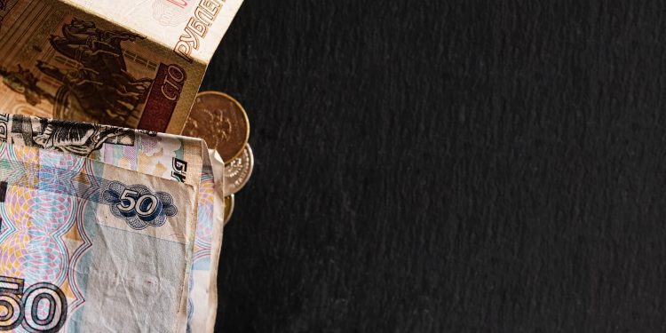 Consumer Credit in Russia Is a Mess, but Sovereign Debt Is Worse