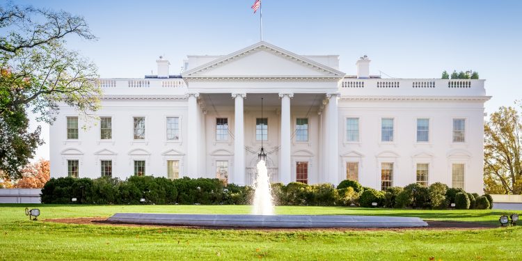 White House Issues Executive Order on Crypto and CBDCs