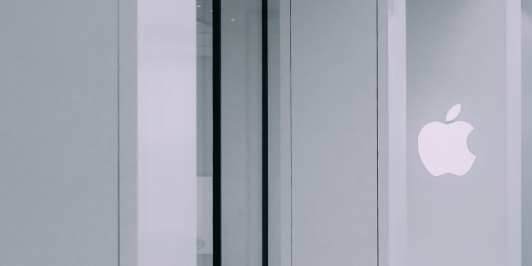 Apple's "Breakout" Project to Bring Merchant Services