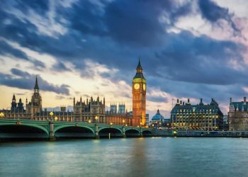 Starling Bank Utilizing Digital Prepaid Debit to Encourage Budgeting 