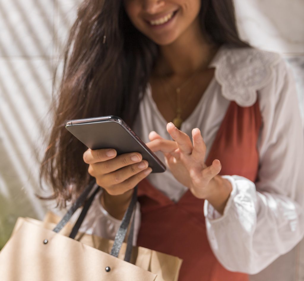 mobile wallet, VIP shopping millennials