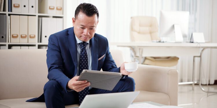 ai wealth management, Revolut Business API